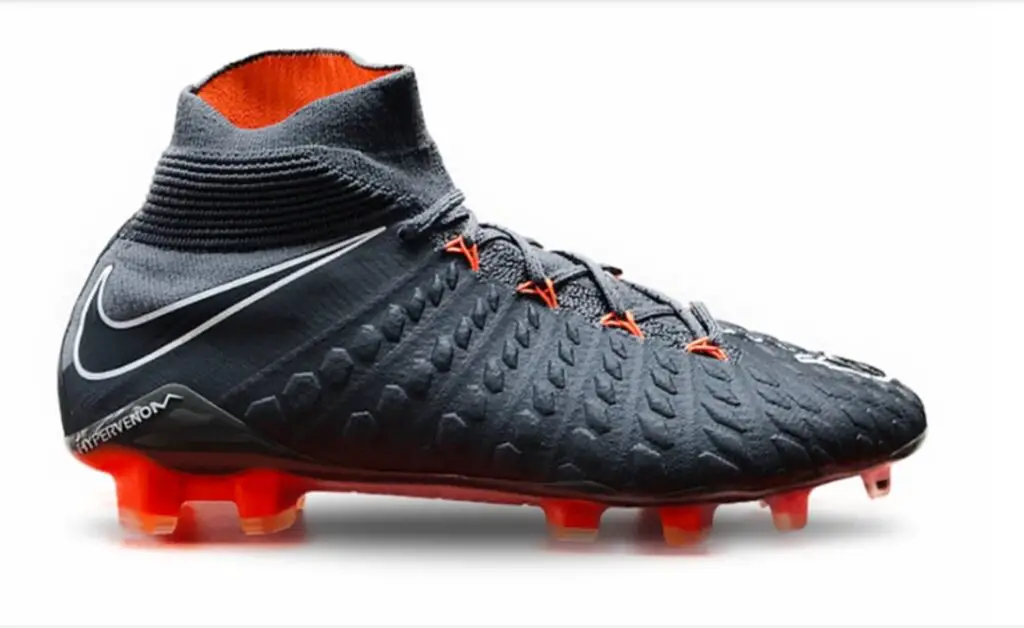 nike all black hypervenom