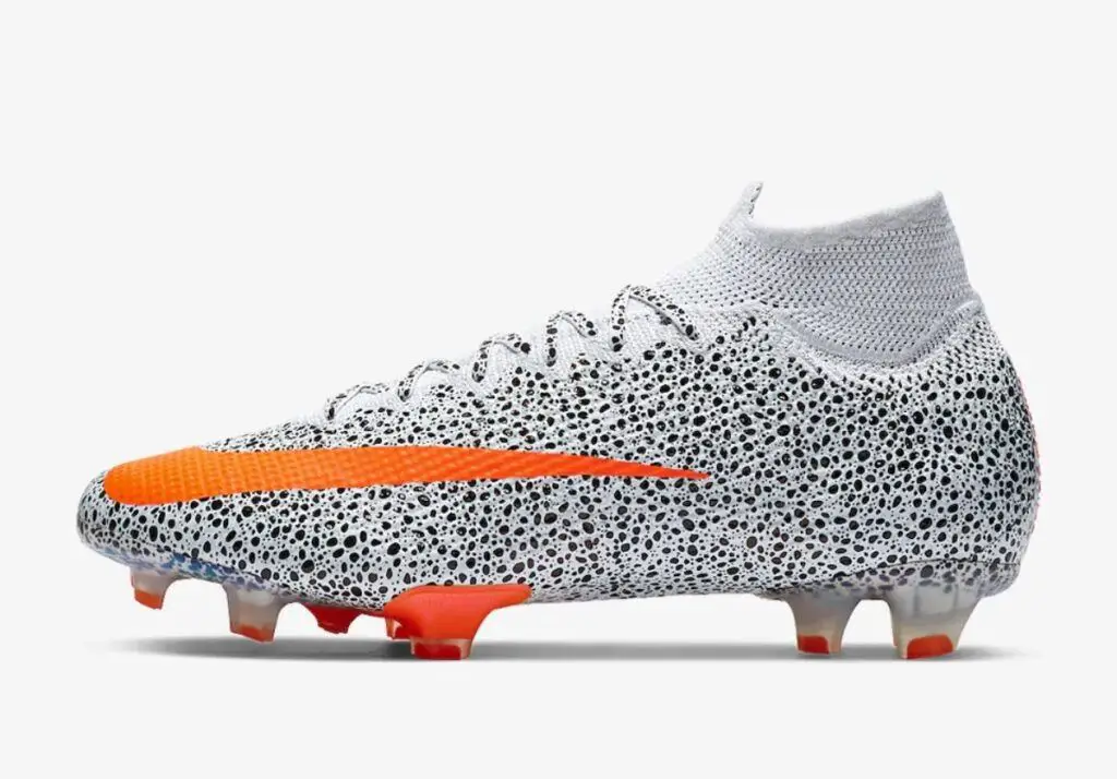 Top 7 White Nike Football Boots You Can Buy - Pro Football Lounge