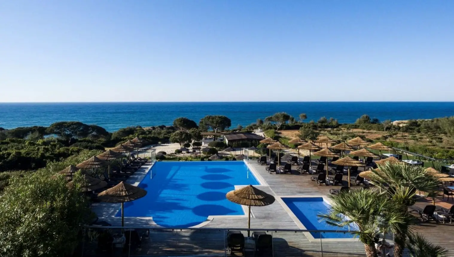 Luis Figo's Suites Alba Resort
