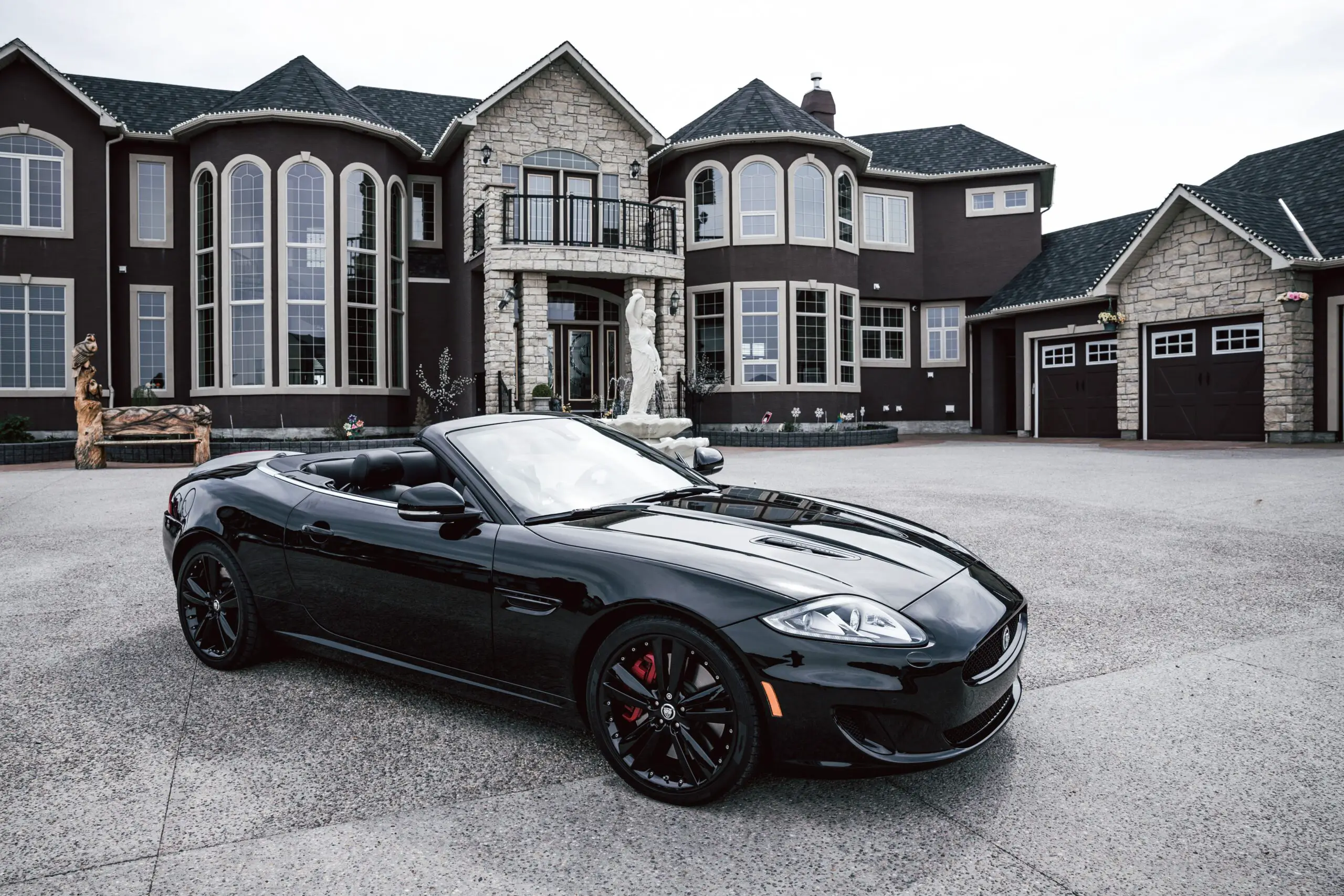 Expensive House With Car